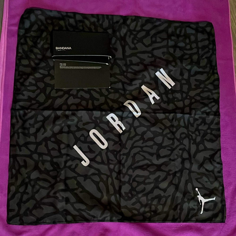 NEW 🖤 Jordan/Jumpman/Nike DRI-FIT, Sweat-Wicking Bandana. Unisex
